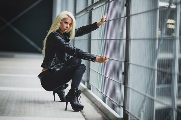 Foto des Mädchens. Mädchen in Heels. Blonde