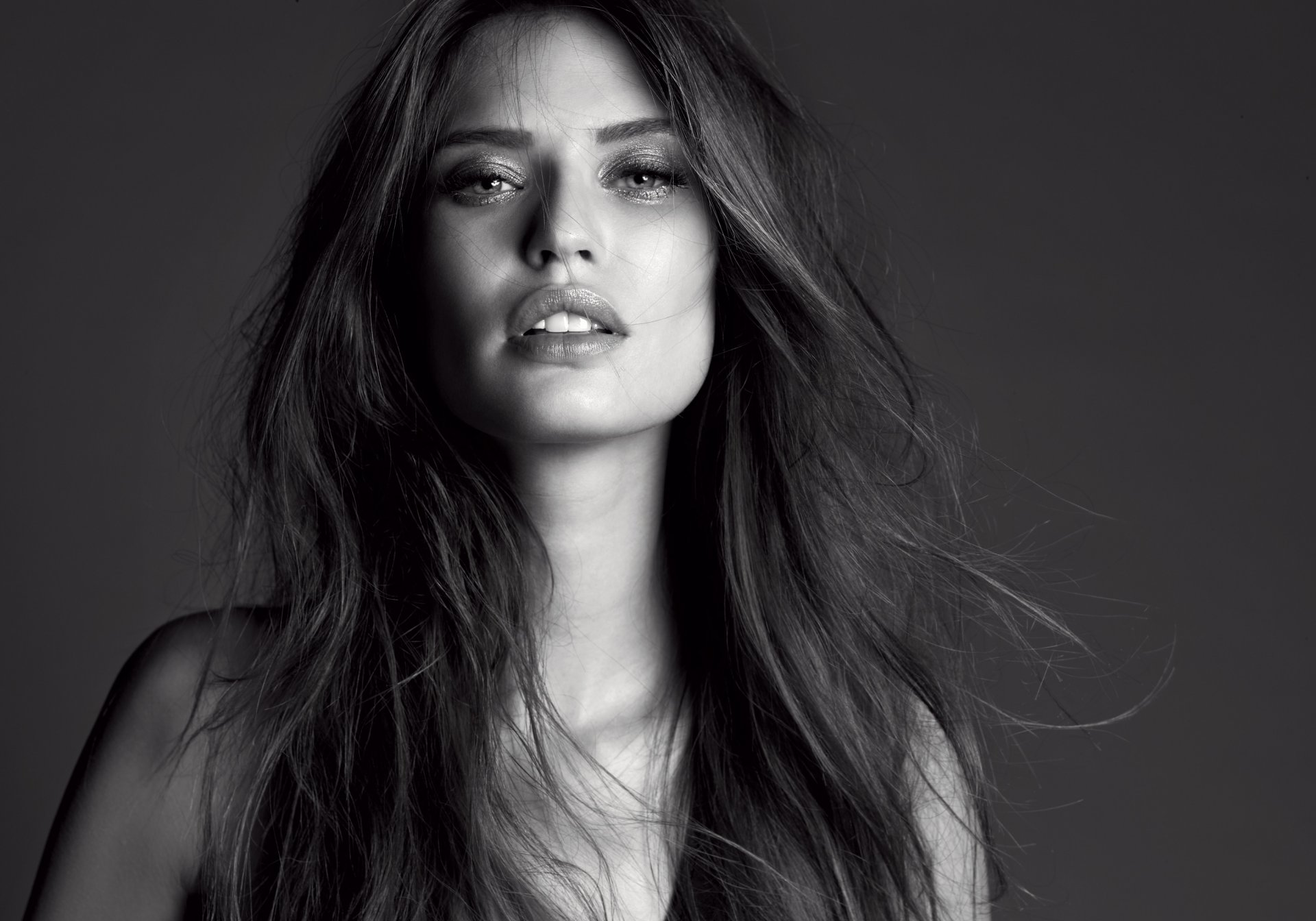 bianca balti bianca balti modèle fille noir et blanc