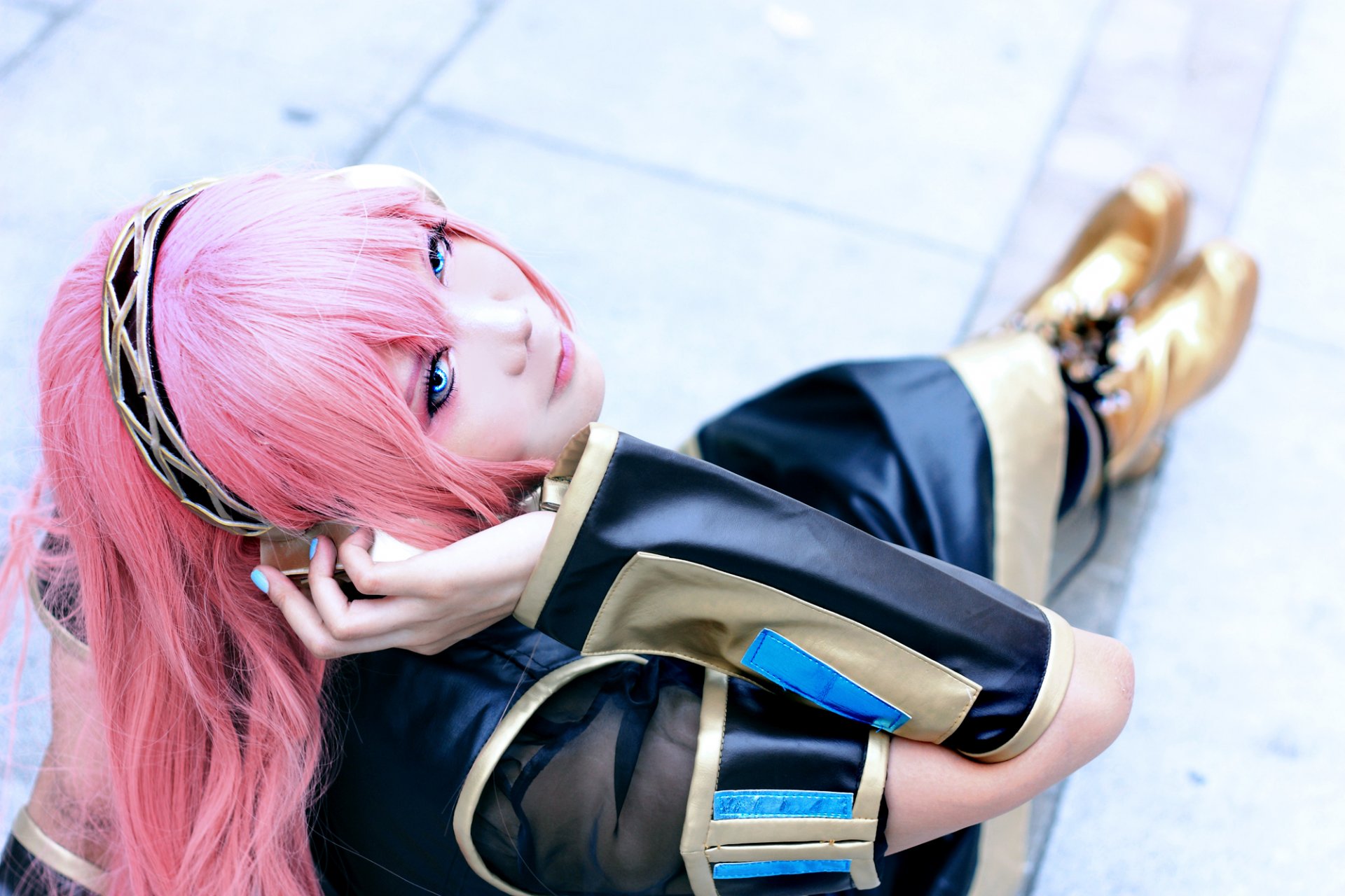 vocaloid cosplay megurine luka mädchen rosa haare kopfhörer kostüm