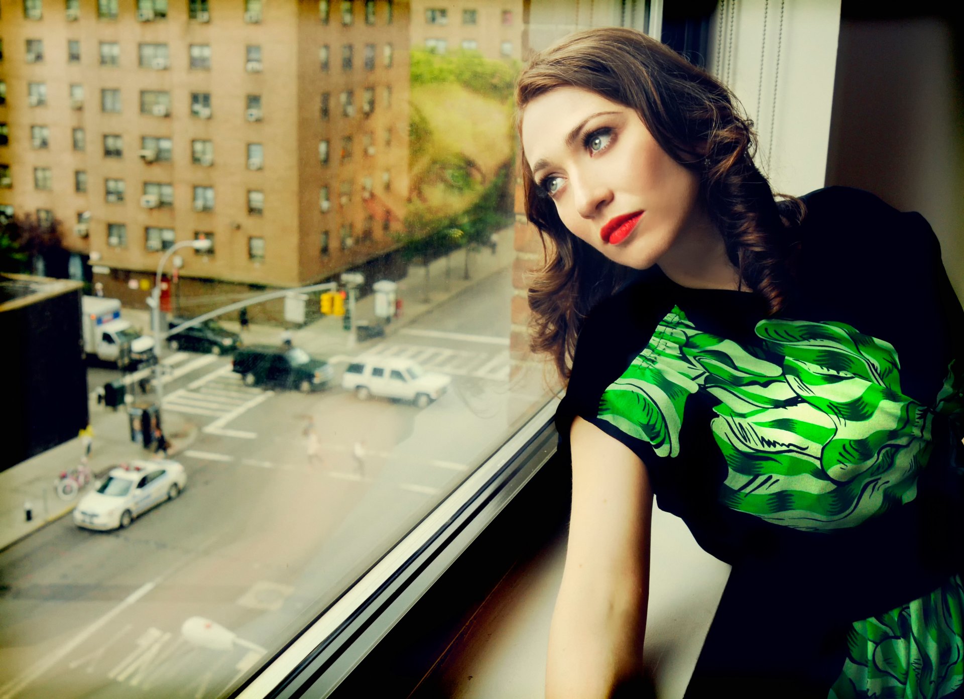 regina spector chanteuse américaine pianiste claviers guitare guitare basse anti-folk rock d avant-garde pop rock indie pop baroque jazz pop indie