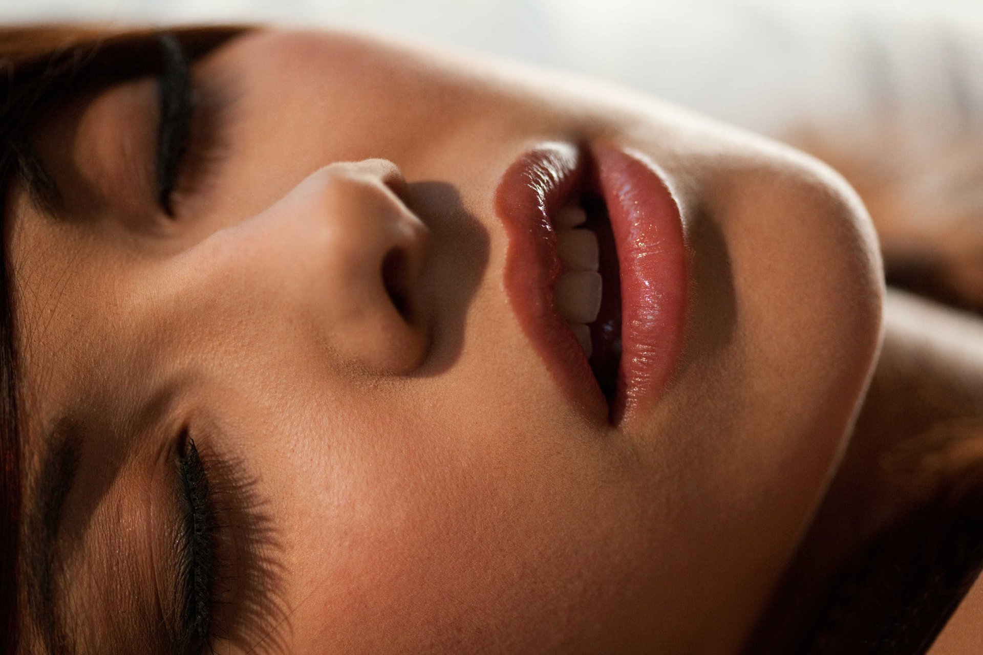 shelby carver gesicht lippen wimpern
