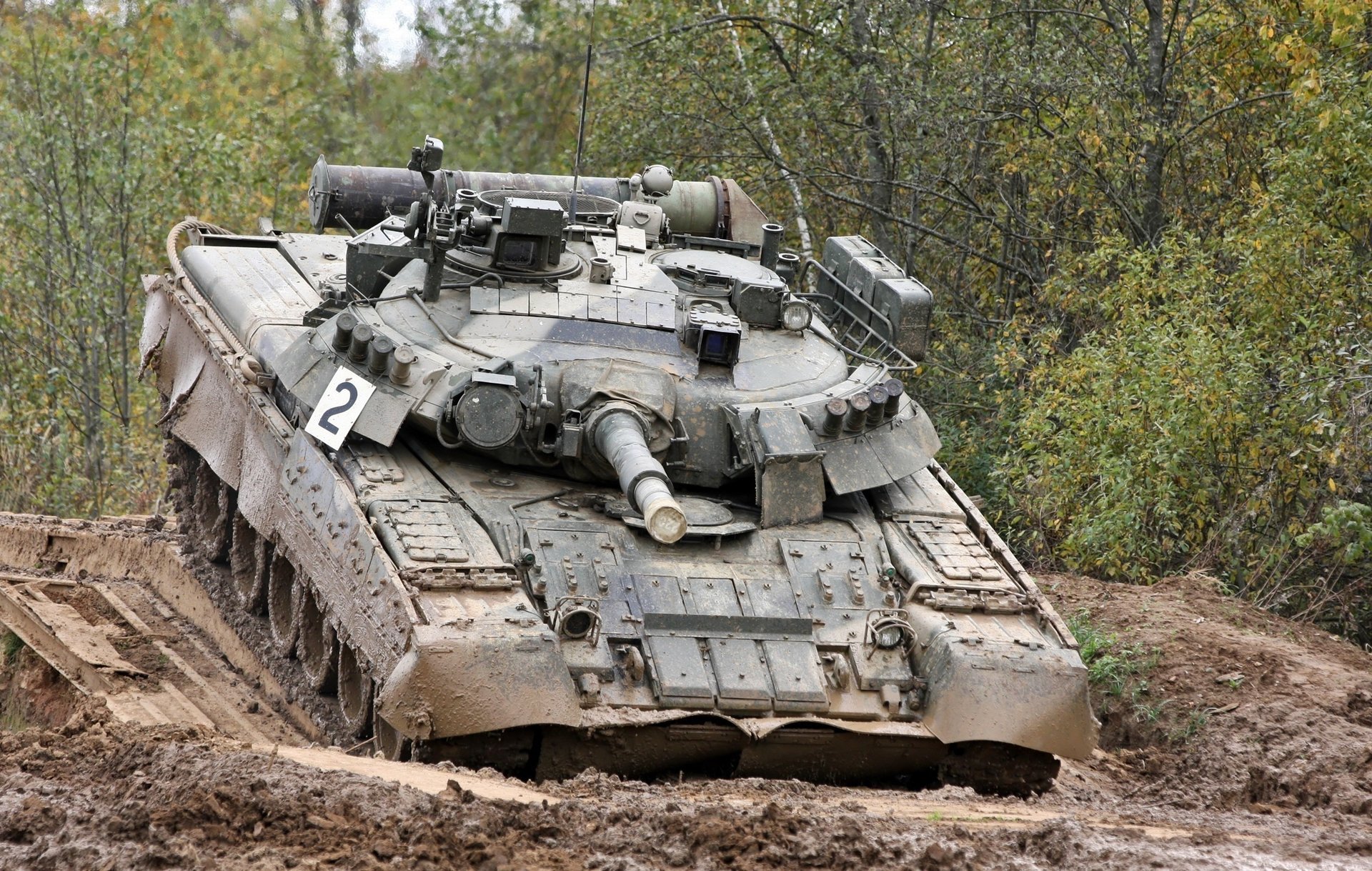 t-80 ud militärische ausrüstung panzer deponie russland