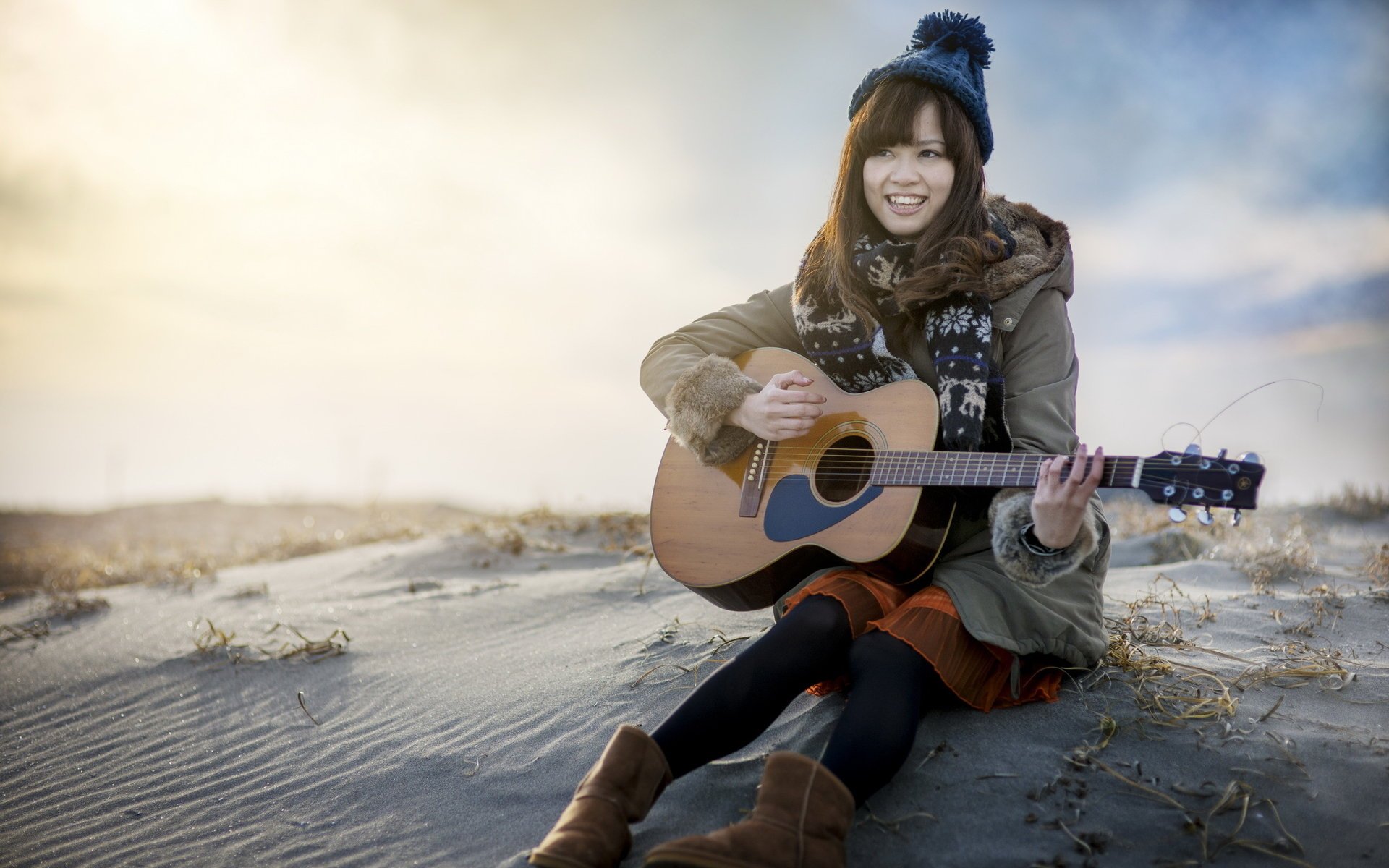 ragazza chitarra musica asiatica