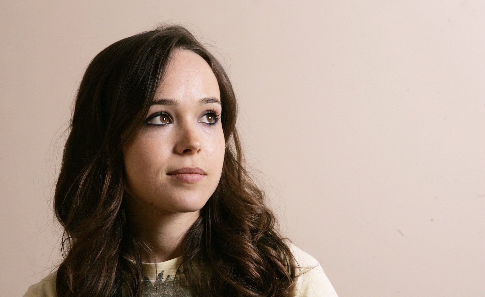 ellen page dziewczyna aktorka brunetka