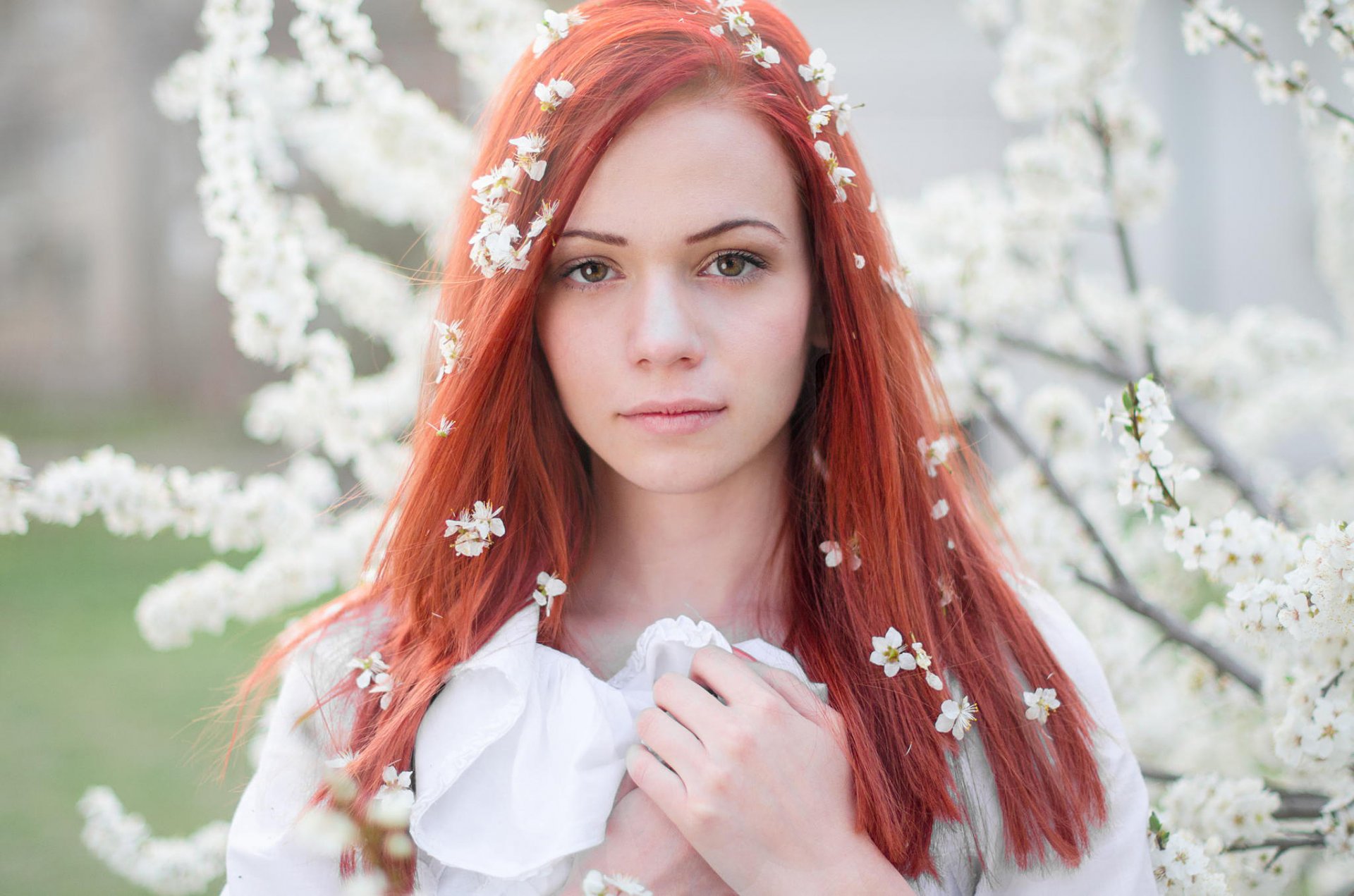 pring bloom portrait red hair