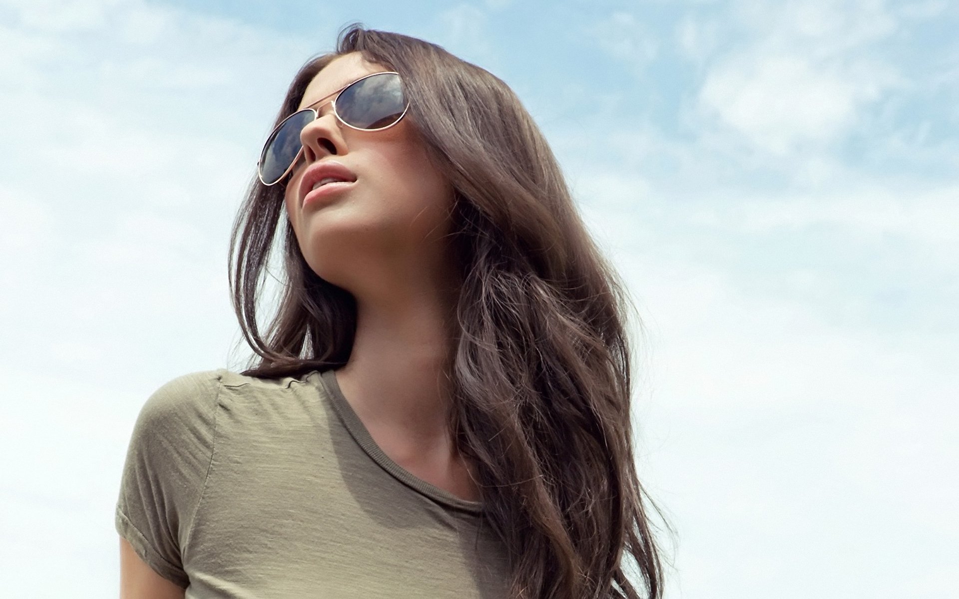 girl brunette hair sunglasses jersey