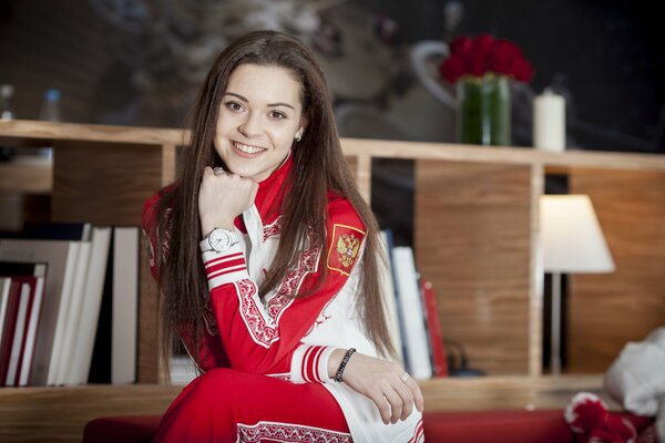 Sportlerin adelina sotnikova in russischer Sportuniform