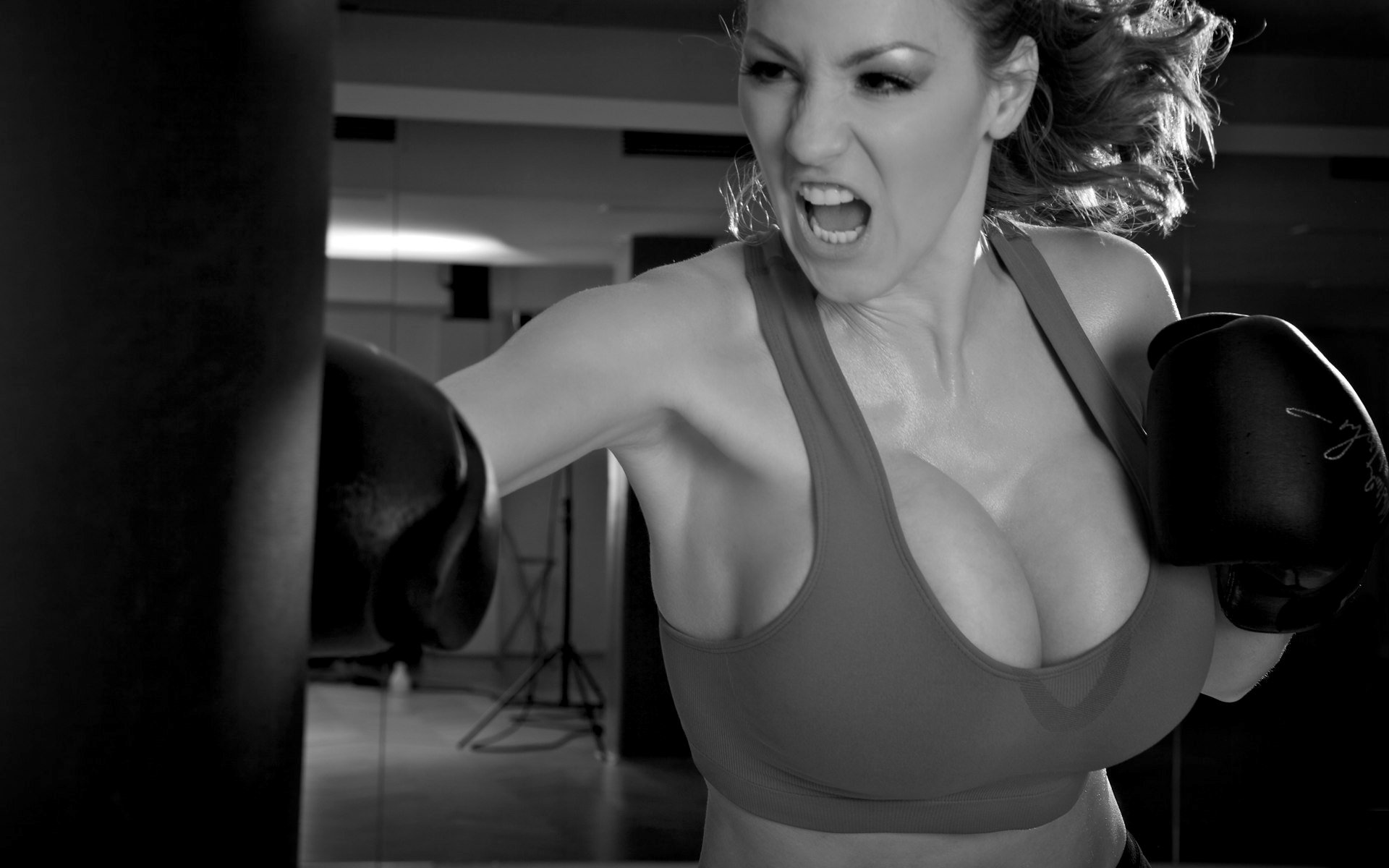 jordan carver box boxing sports strike banzai pear glove has anger large breast