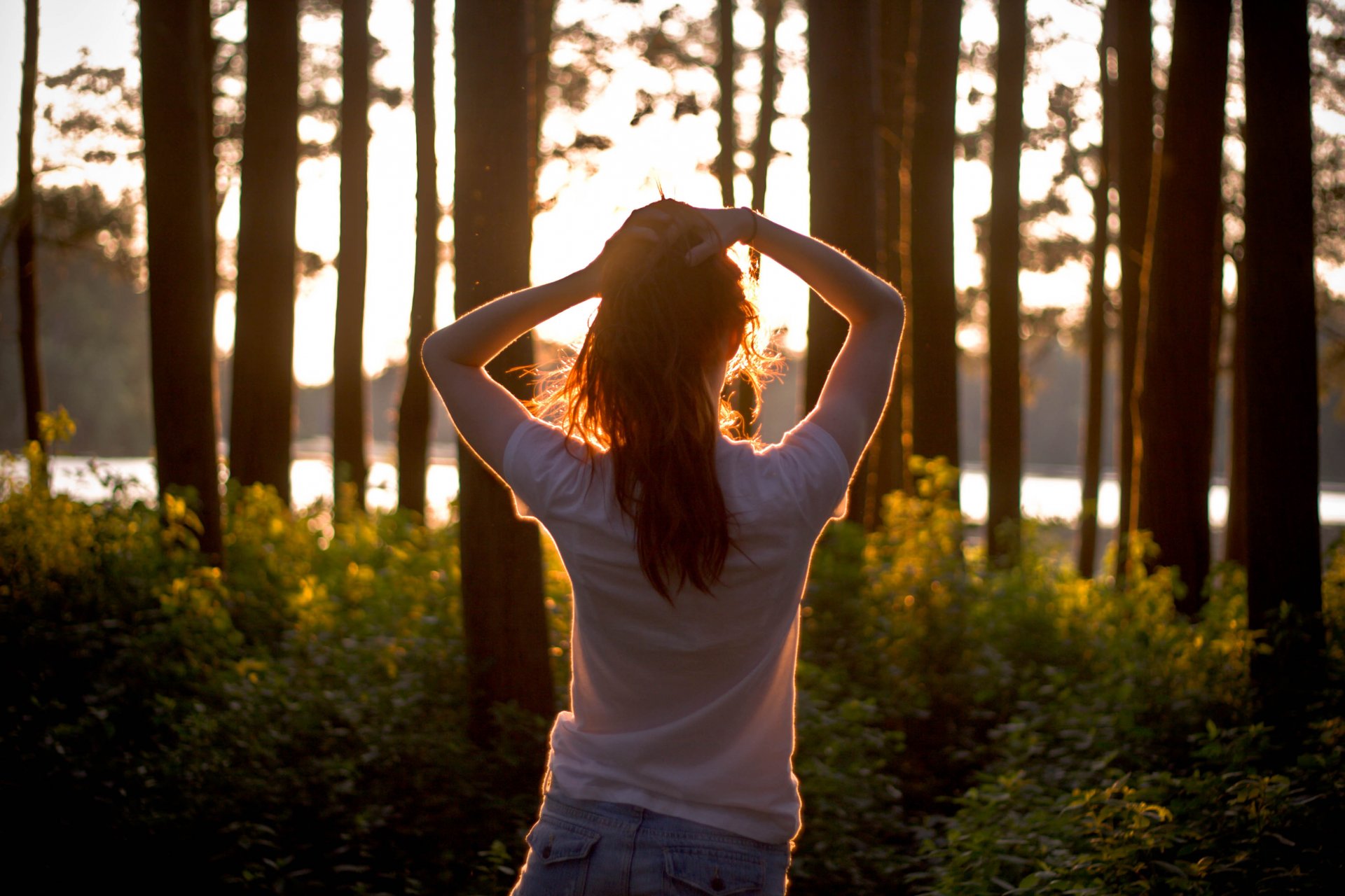 sol por la mañana chica amanecer alegría libertad