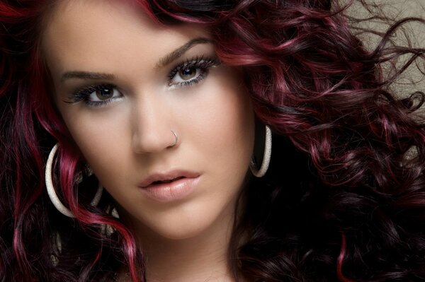 Red-haired Joss Stone showed off a new piercing!