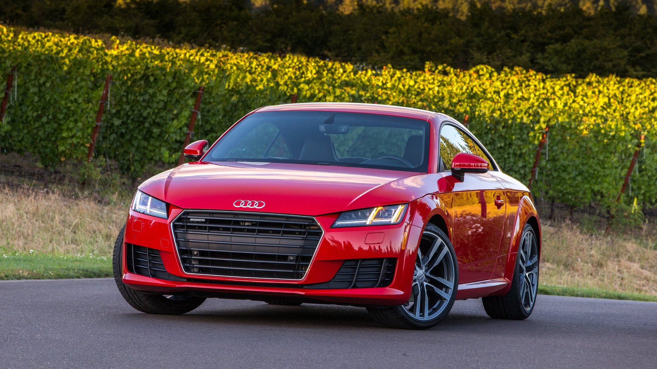 audi supercar rosso