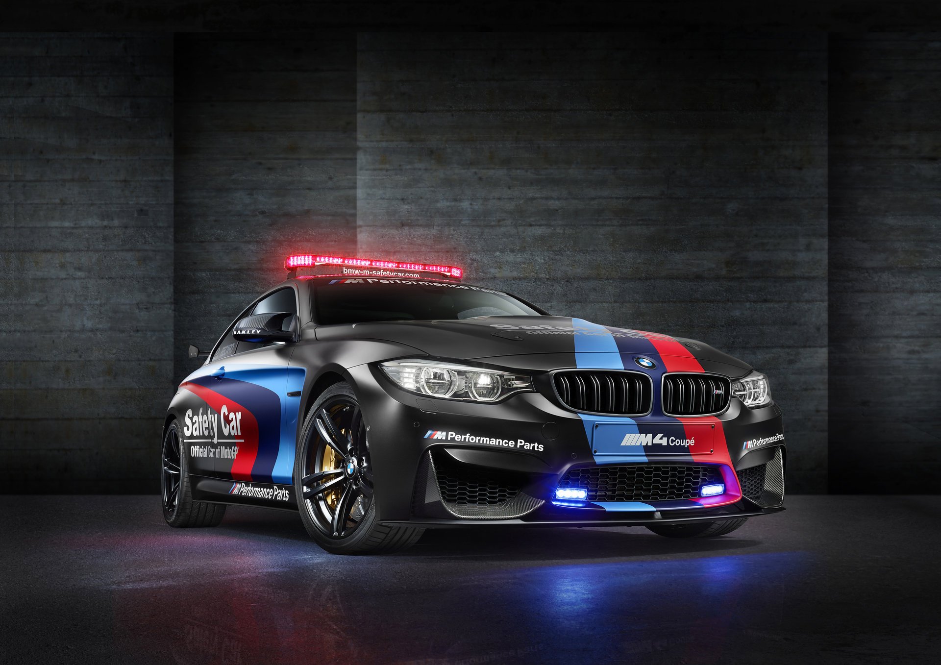 bmw m4 motogp safetycar 2015