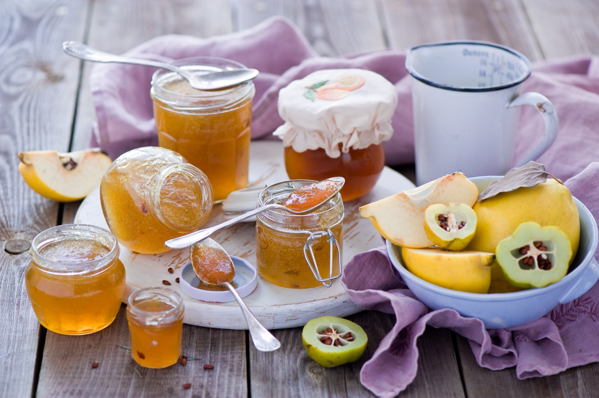 confiture confiture coing pots pots cuillères fruits vaisselle anna verdina