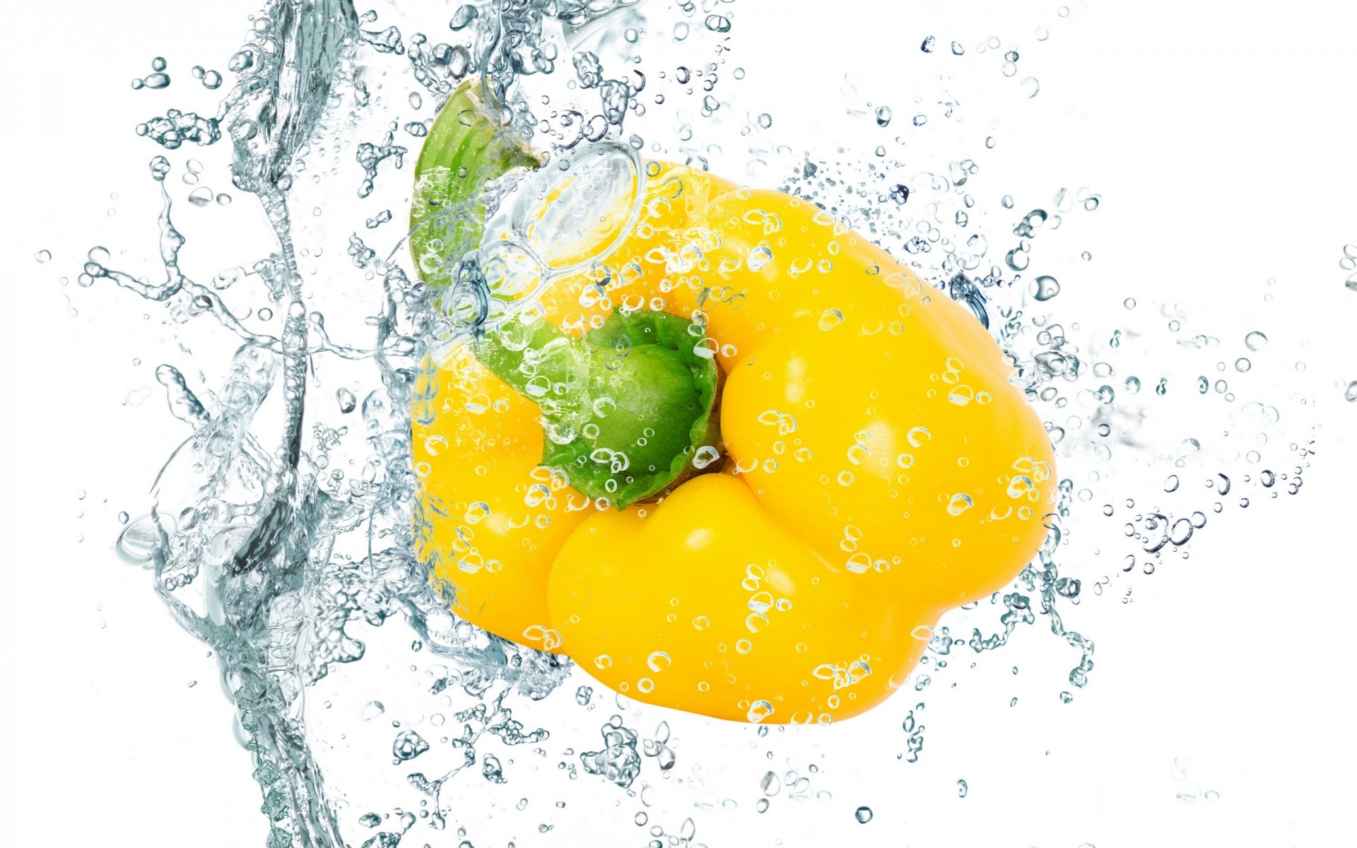 gelb wasser tropfen spray gemüse gemüse paprika pfeffer bulgarisch spritzer frische