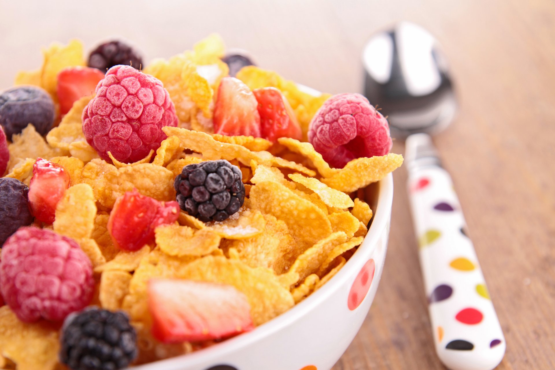 müsli beeren frühstück