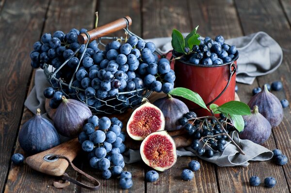 Feigen sind aus Blaubeeren, ich werde dir einen sehr leckeren Kuchen machen