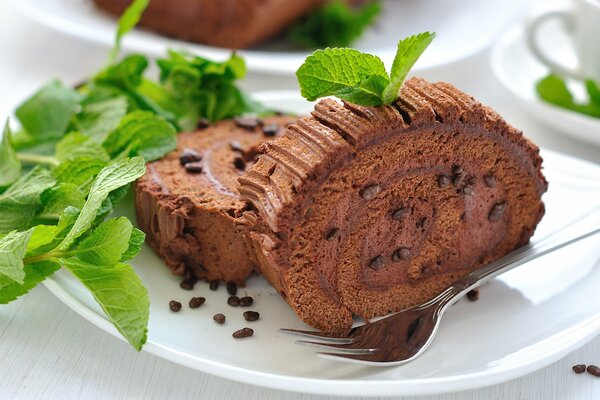 Chocolate roll with mint