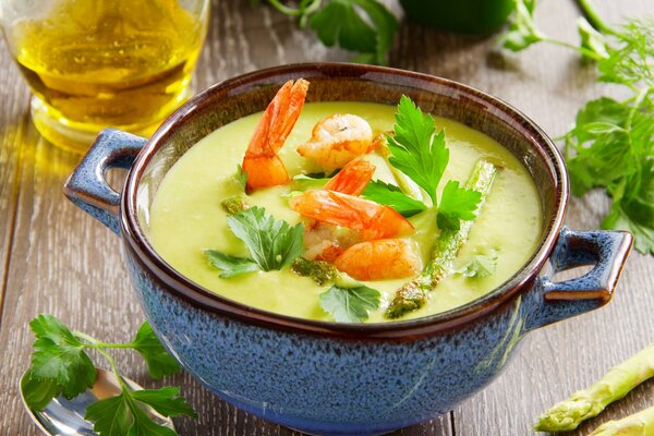 Purée de soupe aux fruits de mer et légumes verts