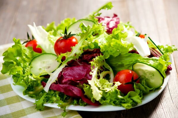 Salad of fresh vegetables