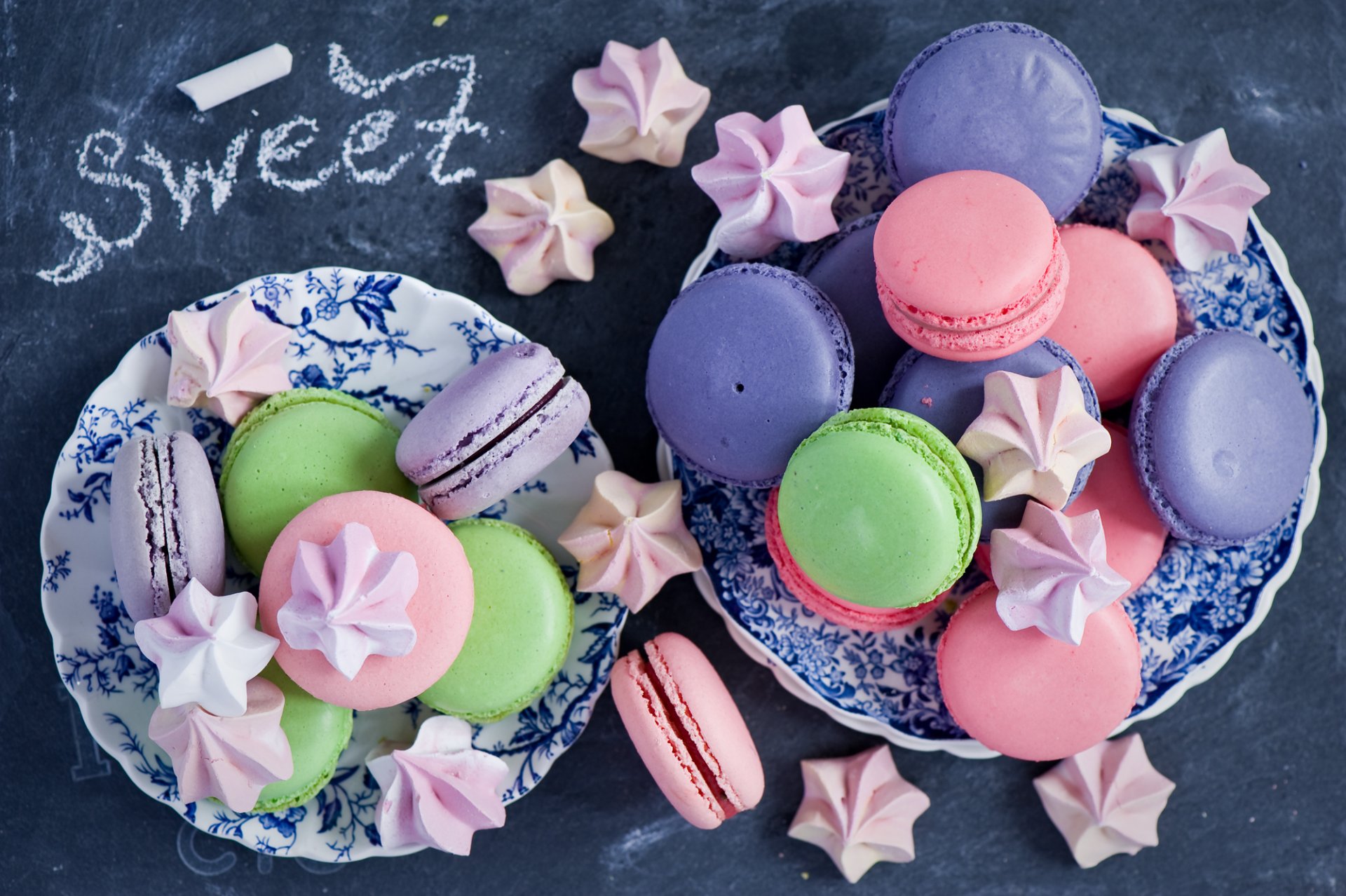 kekse makkaroni bunt süßigkeiten meringues baiser dessert anna verdina