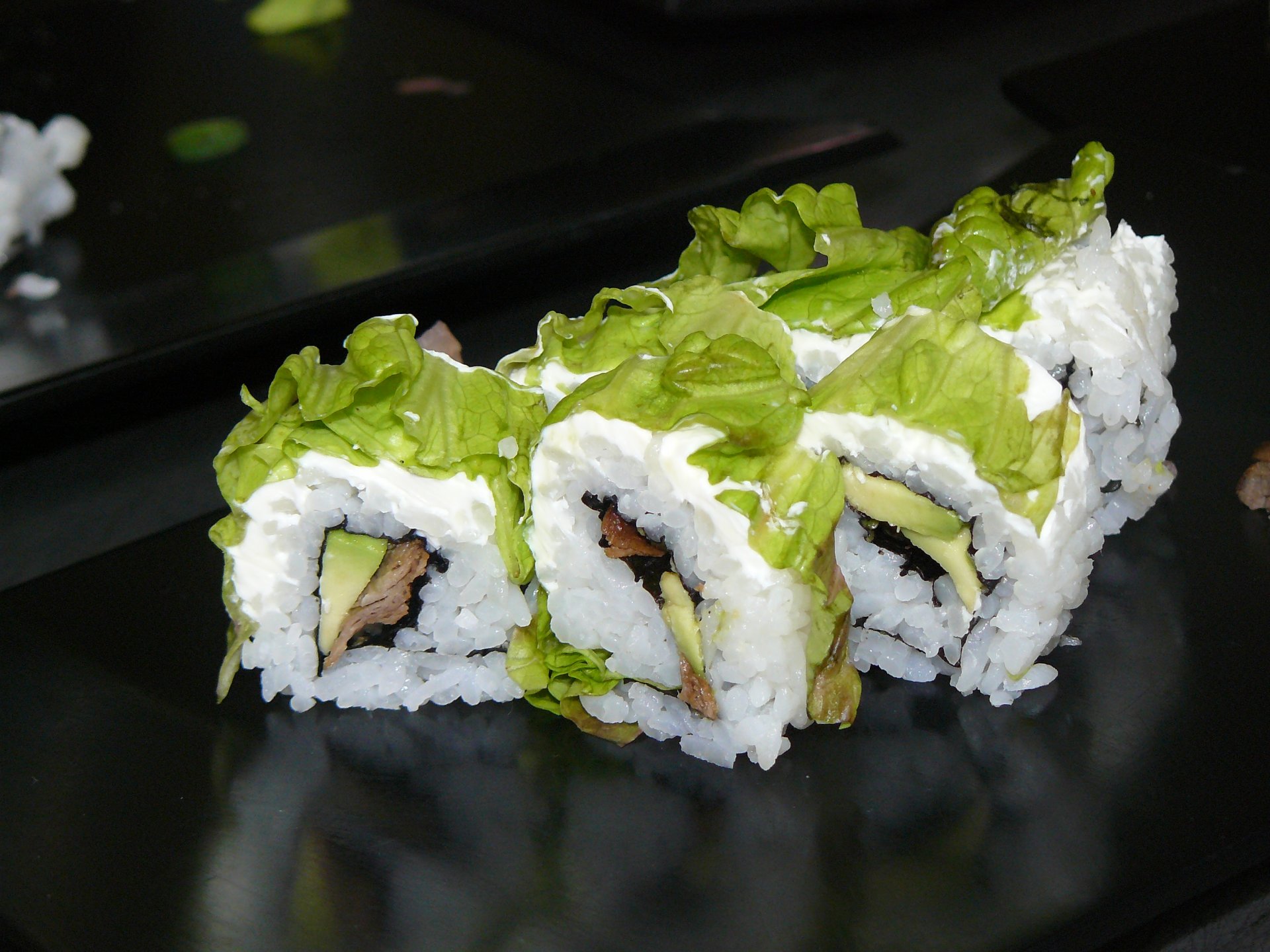 ushi japan japan food land rolls japanese food seafood fish slices figure avocado salad leave