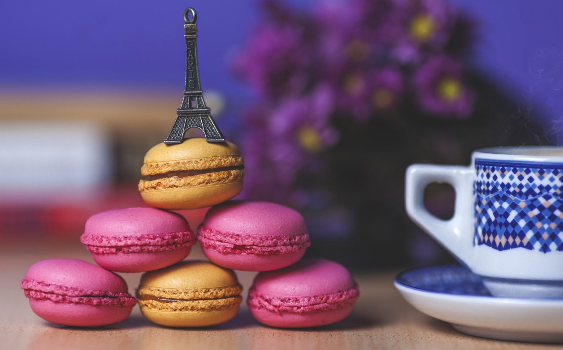 cup mug cookies macaroon food sweets macaron souvenirs eiffel tower