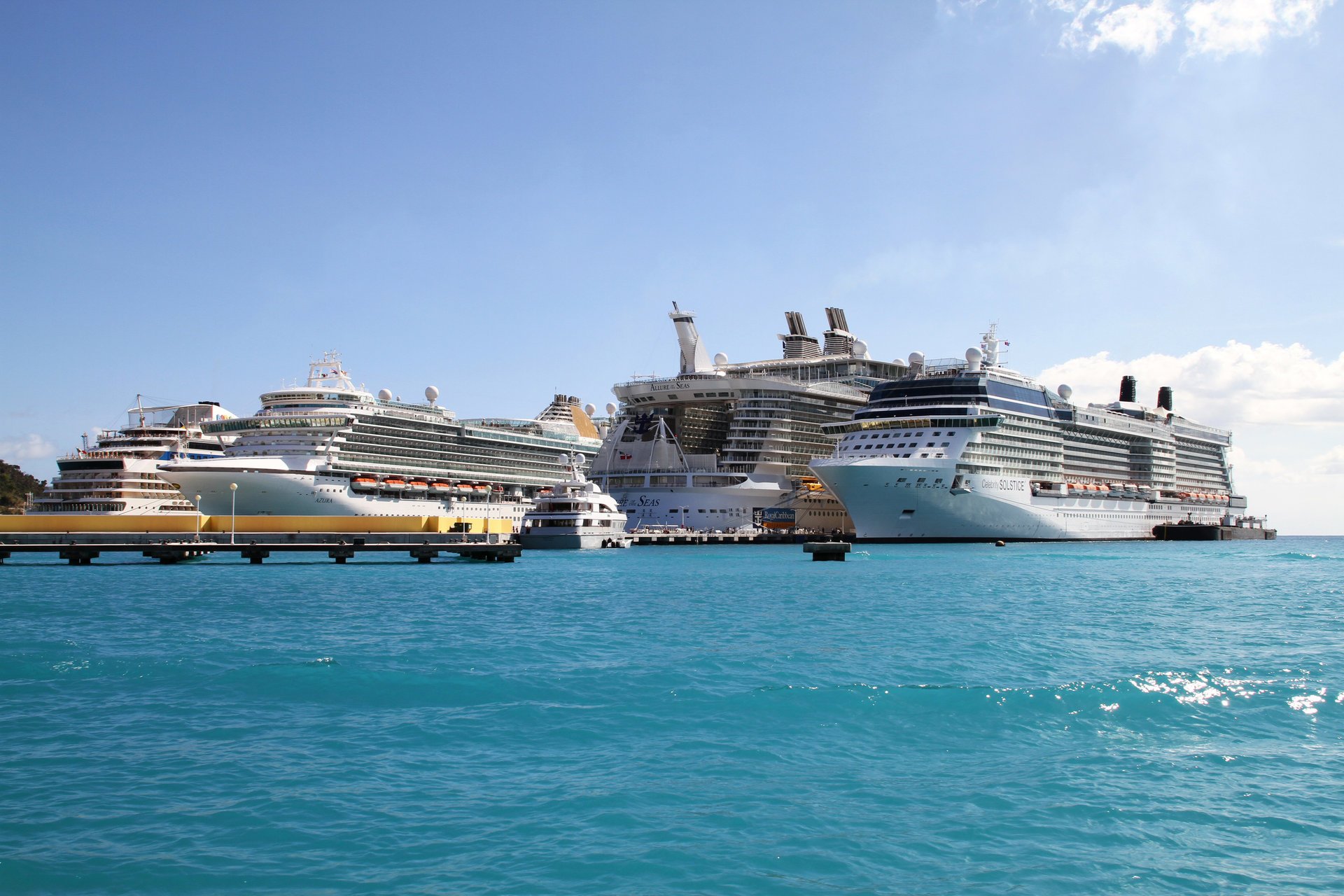 cruise liner ships sea pier