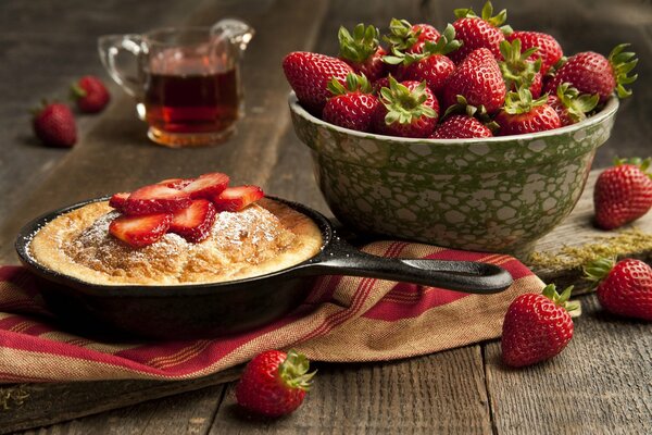 Gâteau dessert sucré aux fraises