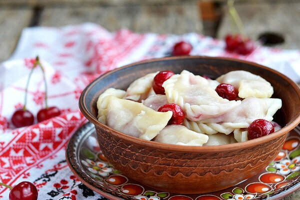 Narodowe danie ukraińskie-pierogi