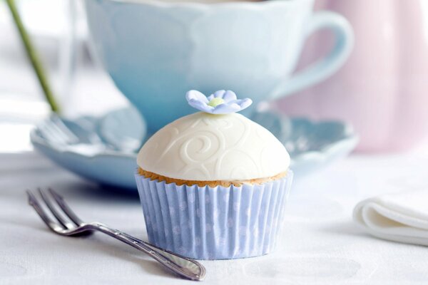 Blaue Cupcake-Tasse