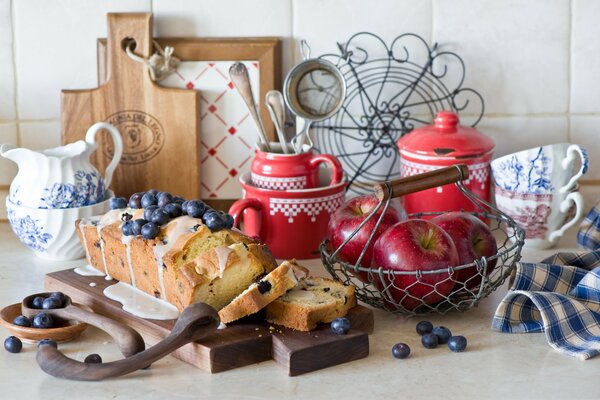 Torta di Natura morta con Janod e mele