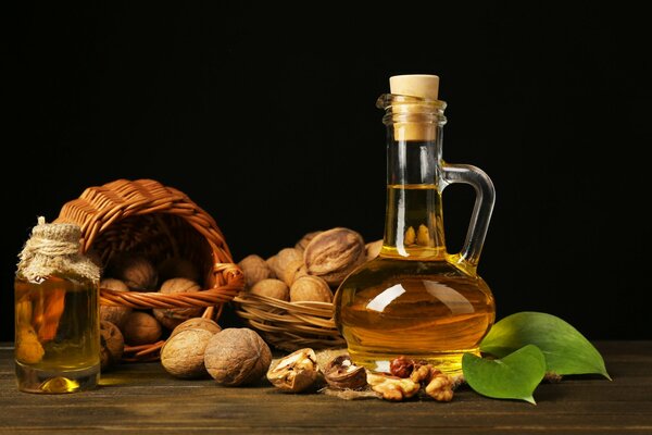 Photo still life basket with nuts