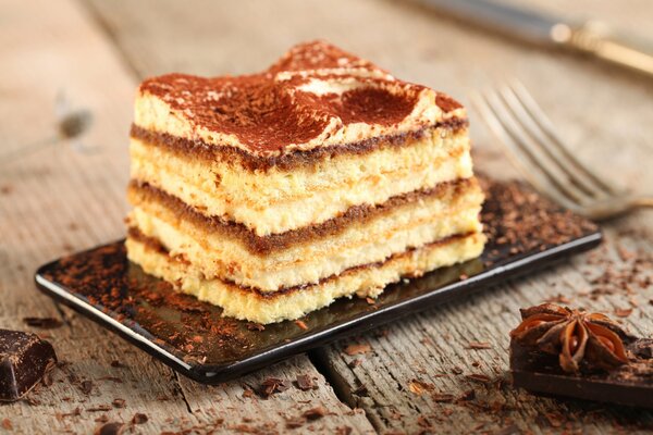 Gâteau sucré à la crème au chocolat