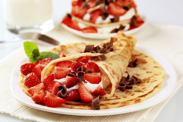 Crêpe dessert aux fraises