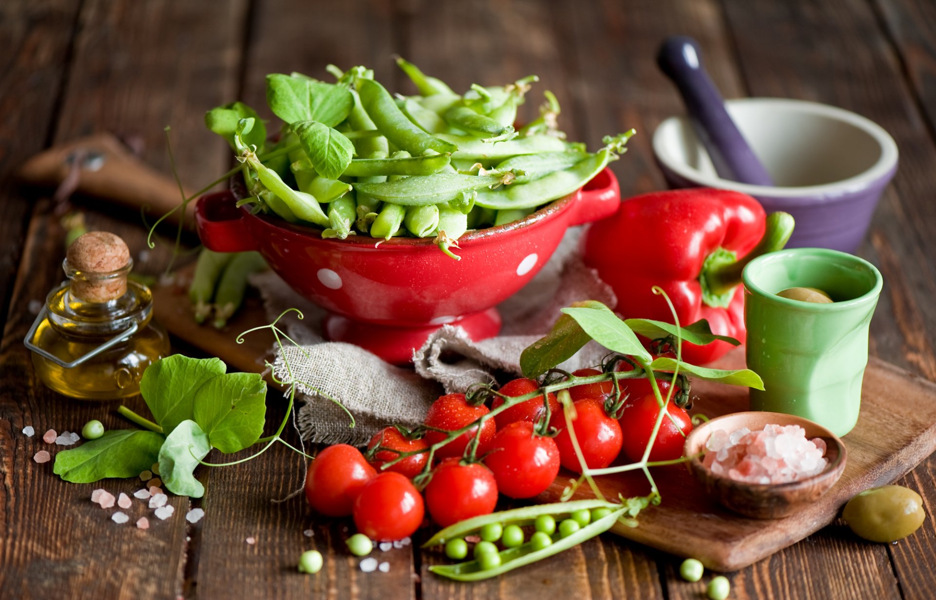 tomaten kirsche pfeffer erbsen oliven öl geschirr gemüse anna verdina