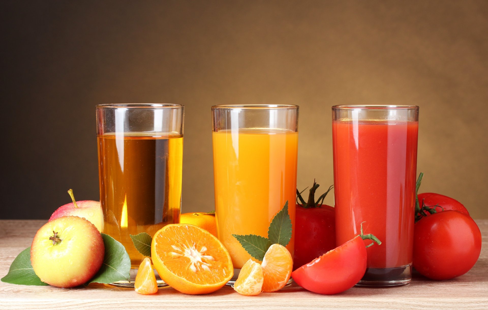 jugos tomate naranja manzana vasos frutas verduras manzanas naranjas tomates