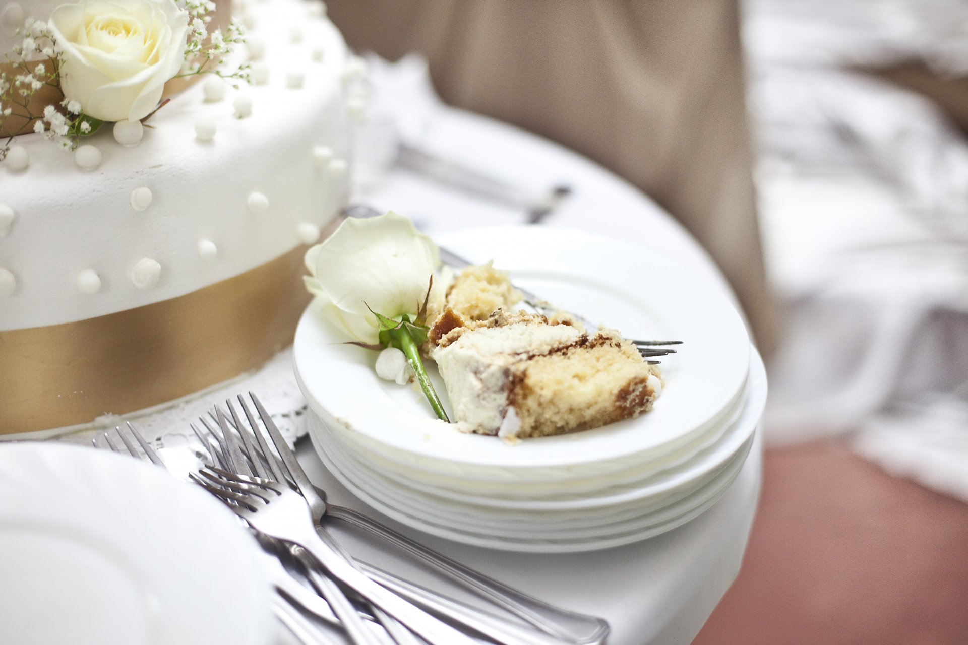 hochzeit essen kuchen