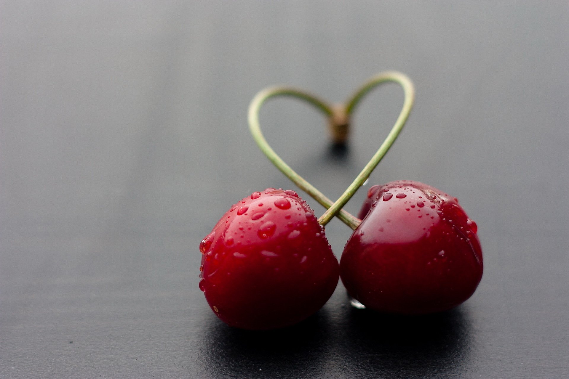 cerezas gotas macro