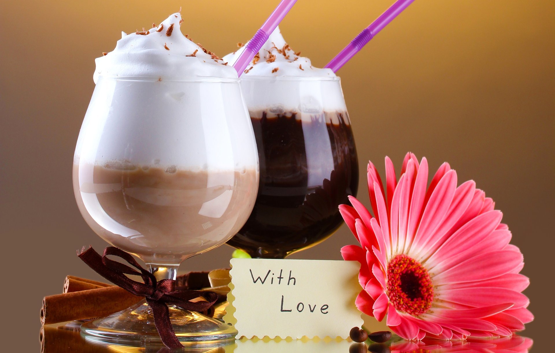 cócteles bebidas chocolate espuma pajitas nota con amor canela flor gerbera