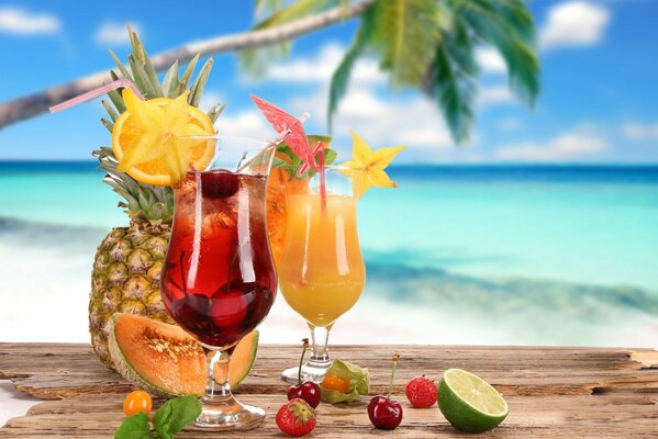 Plage smoothies fruits ananas