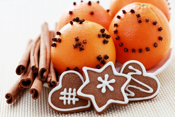 Tangerines decorated for the new year