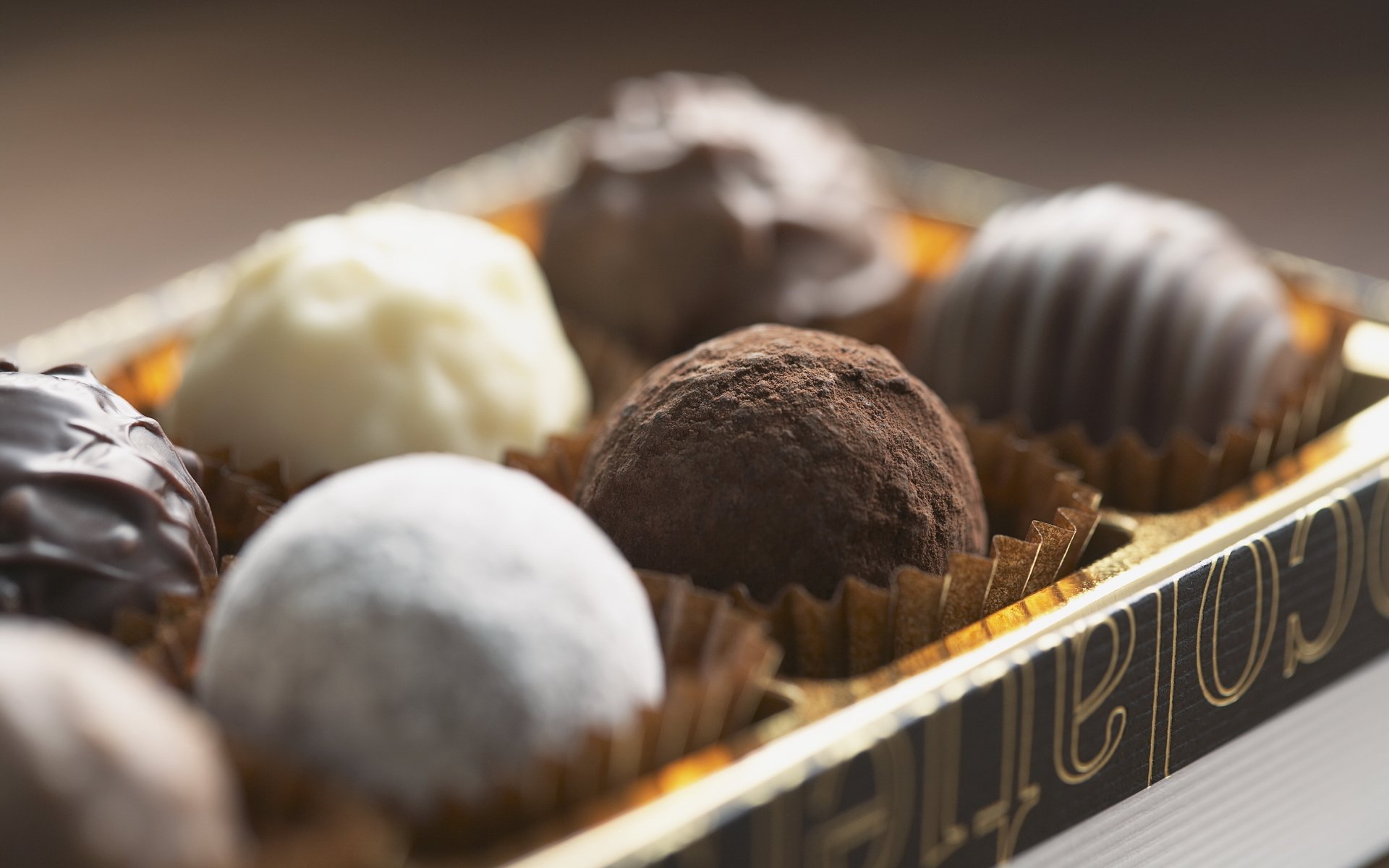 food dessert sweet candy cream chocolate cocoa box macro focus food macro focus 1920x1200