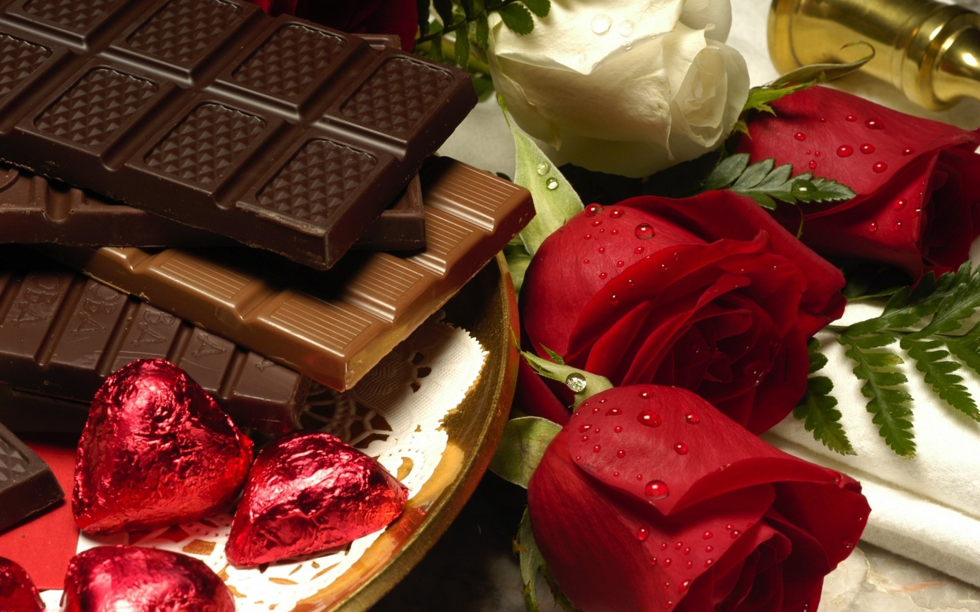 cioccolato rose vassoio gocce d acqua