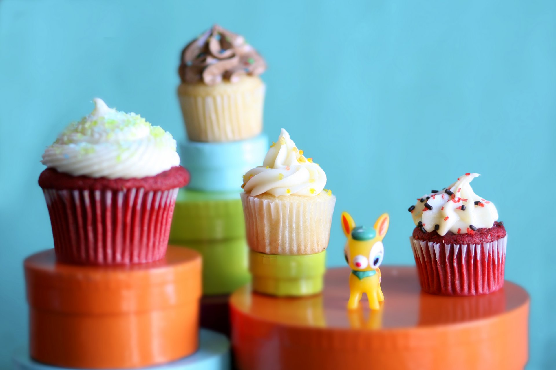 cupcake delicioso crema postre 3567x2378