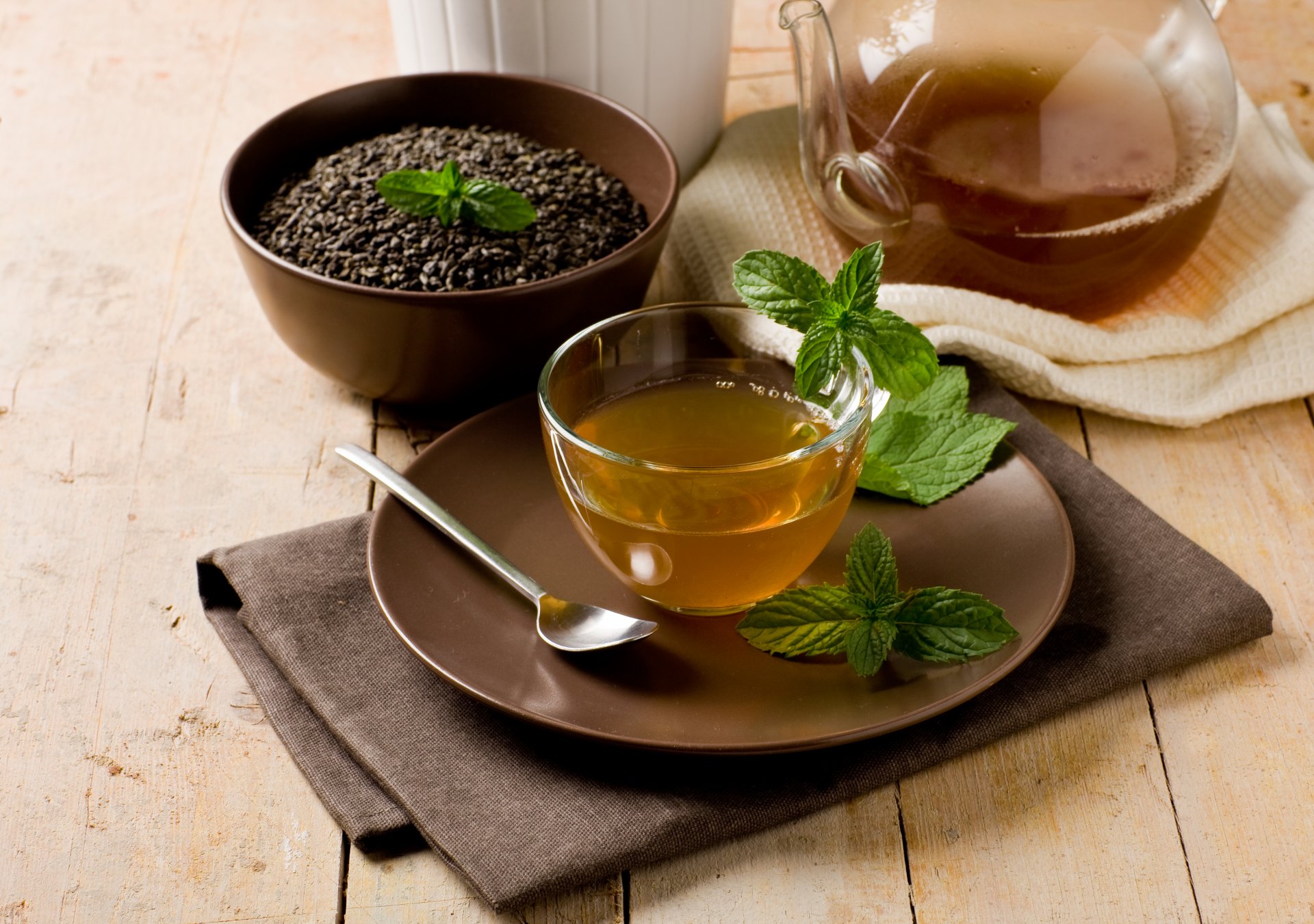 cup tea mint teapot