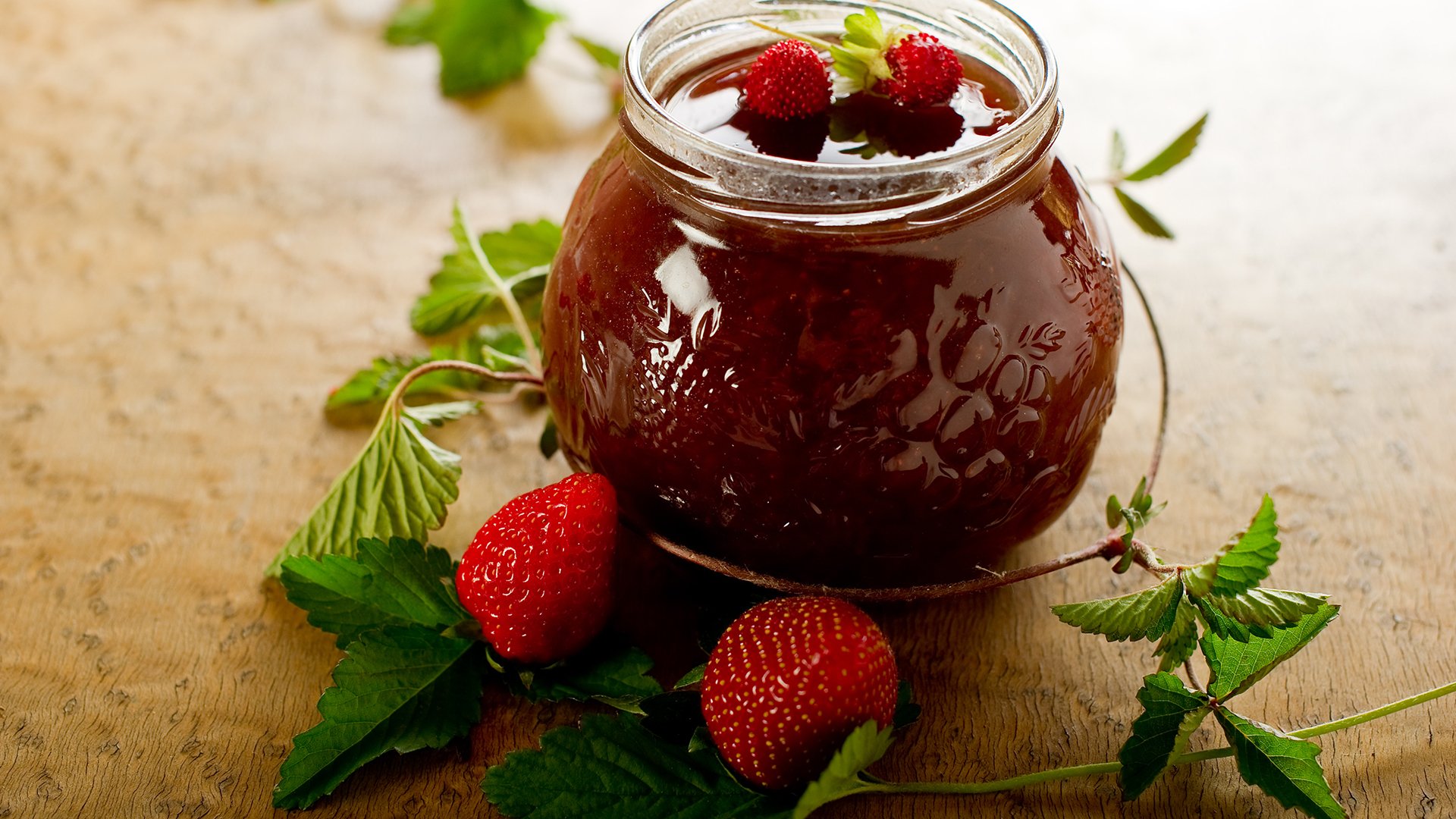 marmelade erdbeere blätter glas