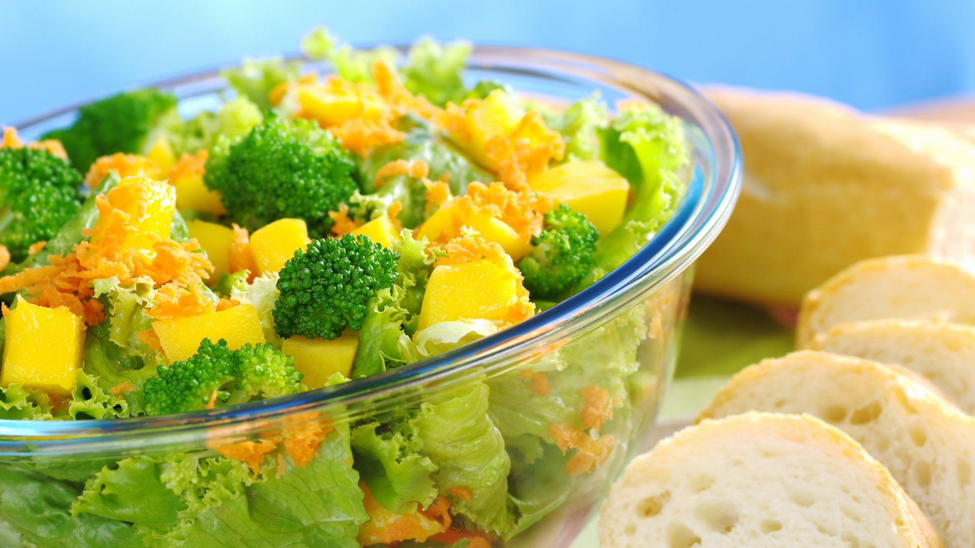 food vegetables useful salad broccoli green bread