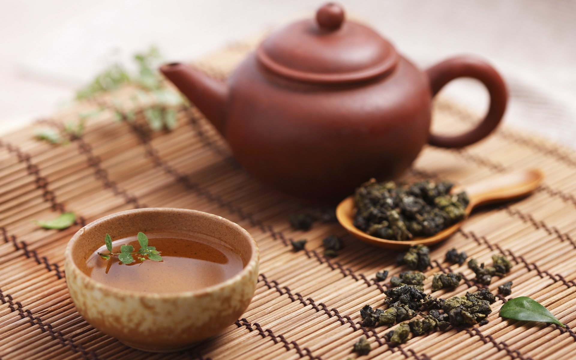 tè teiera tazza foglie stuoia cucchiaio infusore