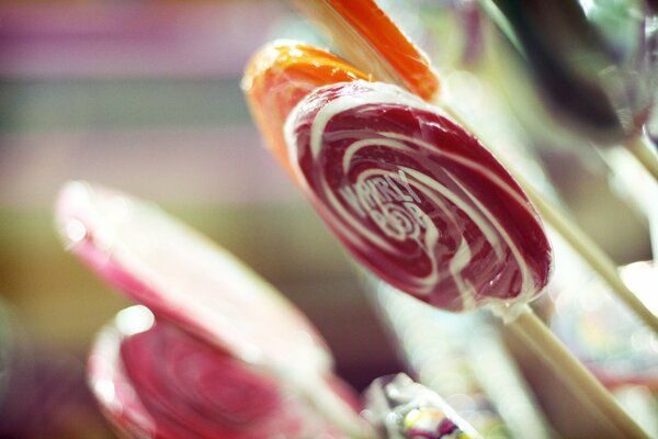 Large image of a round lollipop on a stick
