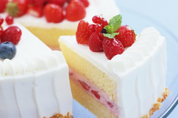 Berry cake in white glaze
